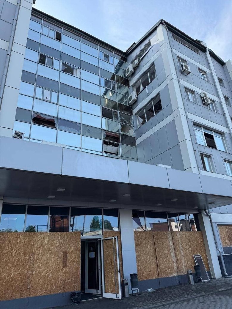Russian shelling damaged four medical facilities in Dnipro; patients evacuated from Luhansk region