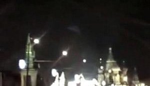 Над Кремлем регулярно зависает НЛО. ВИДЕО.
