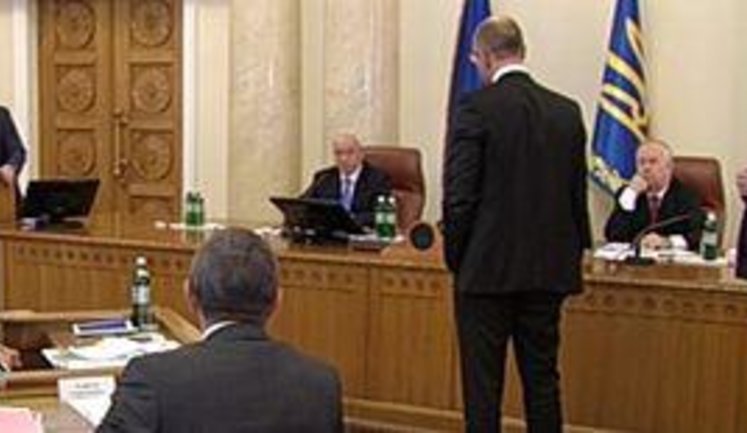 After a Scandal Opposition left the Cabinet: Yanukovych and Azarov did not Give the Floor to Yatsenyuk. VIDEO