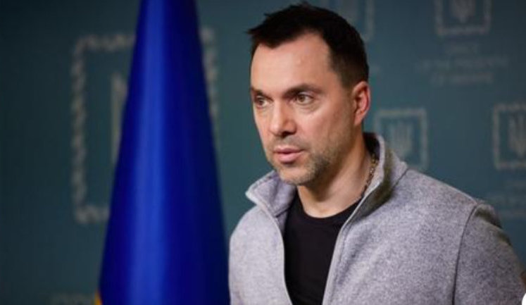 Офіс Президента: Порошенко спровокував війну тим, що вніс членство в НАТО в Конституцію
