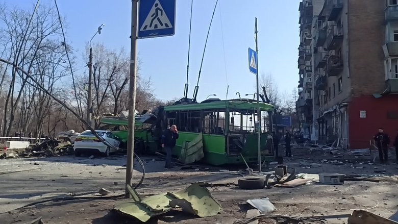 Наслідки падіння збитої російської крилатої ракети на Куренівку в Києві 12 Наслідки падіння збитої російської крилатої ракети на Куренівку в Києві 12