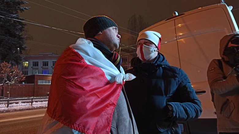 Возле посольства Казахстана в Киеве прошла акция против репрессий в отношении митингующих и интервенции ОДКБ 05