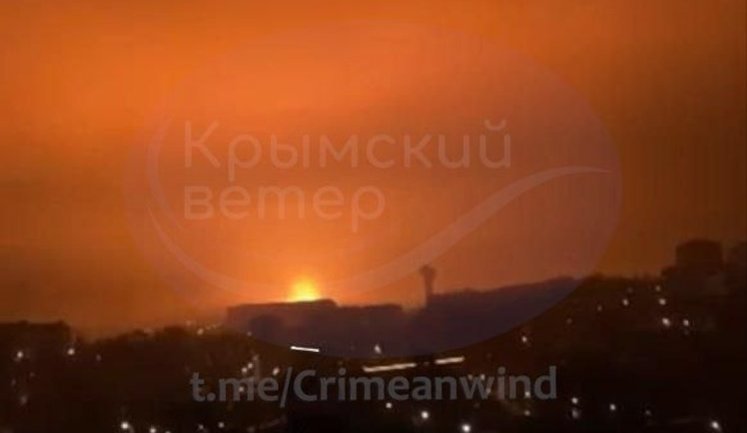 Морські дрони атакували Туапсе: зафіксовано ймовірне влучання поблизу причалу 167. ВIДЕО