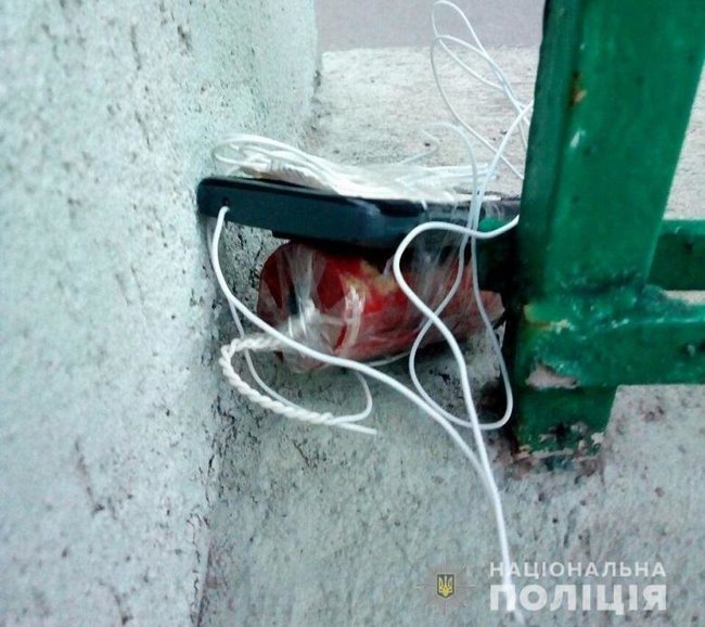 На Печерську в Києві знешкодили вибуховий пристрій 01