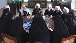 ПЦУ зберігає внутрішню єдність, - синод висловив підтримку Епіфанію (оновлено)