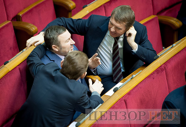 Диета Балоги, прическа Продан и длинные руки Яценко, - день работы Рады 6 декабря 12