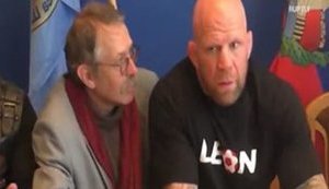 "За популяризацию духовных ценностей...", - боевики присвоили американскому бойцу без правил и "гражданину ЛНР" Монсону звание "доктора наук". ВИДЕО