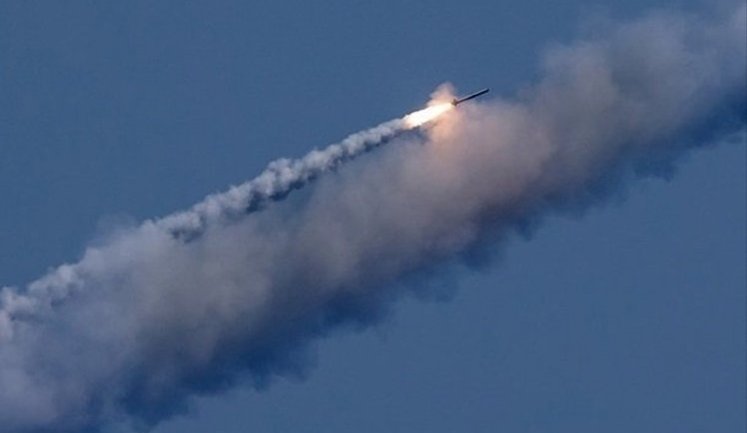 Россия атаковала Кривой Рог ракетой: есть раненые и разрушения