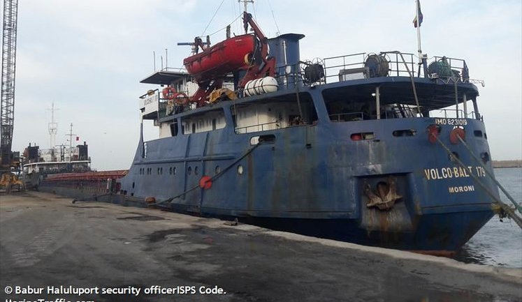 Dry cargo ship with Ukrainians sinks off Romania