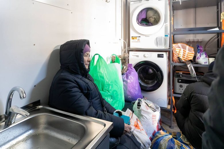 Порошенко передав партію дизельних обігрівачів