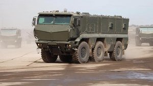 На експериментальний завод КамАЗу в РФ привезли розбиті танки та БТРи з Донбасу, - журналіст Бочкала. ФОТО