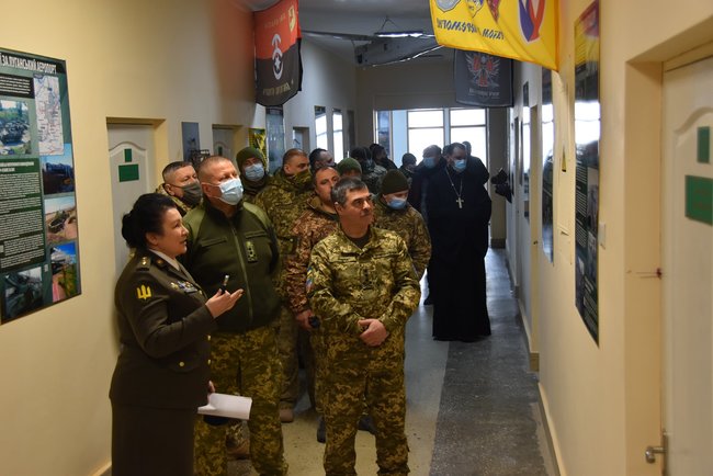 Інтерактивний онлайн-музей російсько-української війни відкрили в оперативному командуванні Північ 02