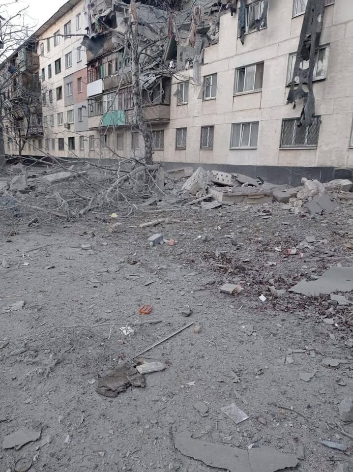 Окупанти обстріляли Лисичанськ, є жертви, - голова ОВА Гайдай 02