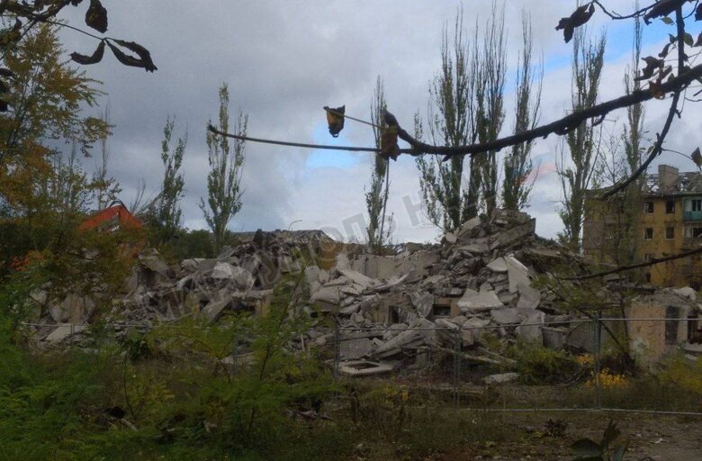 1356 багатоповерхівок у Маріуполі вже зруйновано. Окупанти планують демонтувати ще понад 900 будинків 02 1356 багатоповерхівок у Маріуполі вже зруйновано. Окупанти планують демонтувати ще понад 900 будинків 02