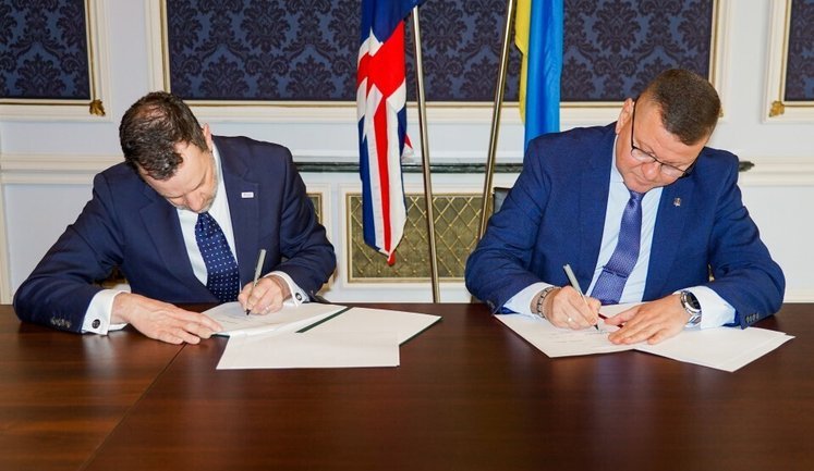 Україна та Велика Британія підписали угоду про космічну співпрацю