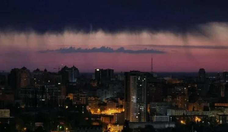 Night attack on Kyiv: most aerial targets were destroyed, fragments of rockets fell in several districts of capital