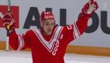 Сборная России по хоккею провела первый официальный матч с надписью "СССР" на форме. ВИДЕО