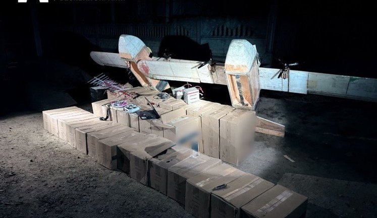 Сигареты с помощью дрона в Румынию: БЭБ на Буковине раскрыло схему контрабандистов