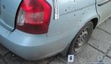 У житловий будинок на Донеччині кинули три гранати. Місцеві ЗМІ пишуть про помсту проукраїнському активісту Воронову. ФОТОрепортаж
