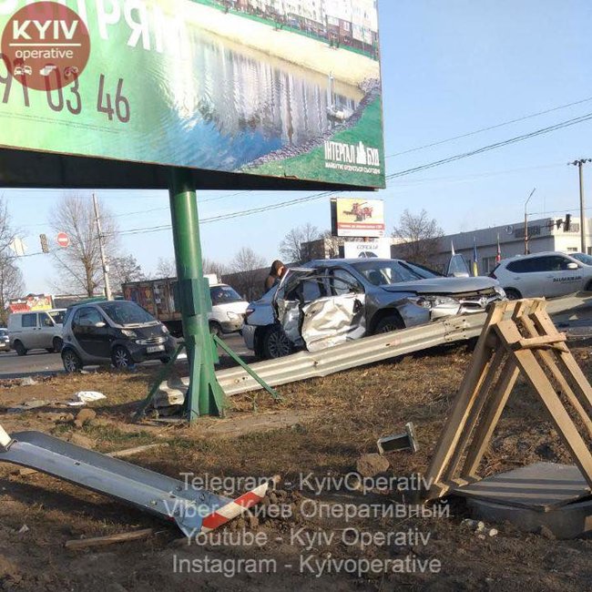 Police investigating road accident involving children ombudsperson Kuleba in Kyiv region 04