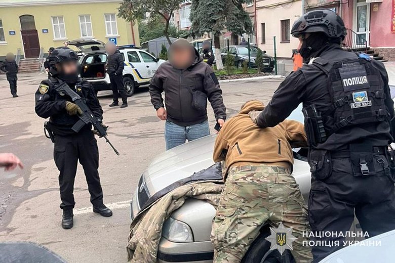 detention of military personnel by the police