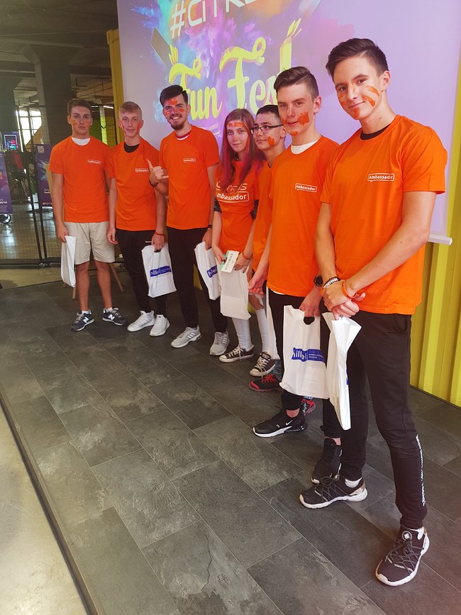 На первом CitrusFunFest были выбраны 20 амбассадоров Цитруса 03
