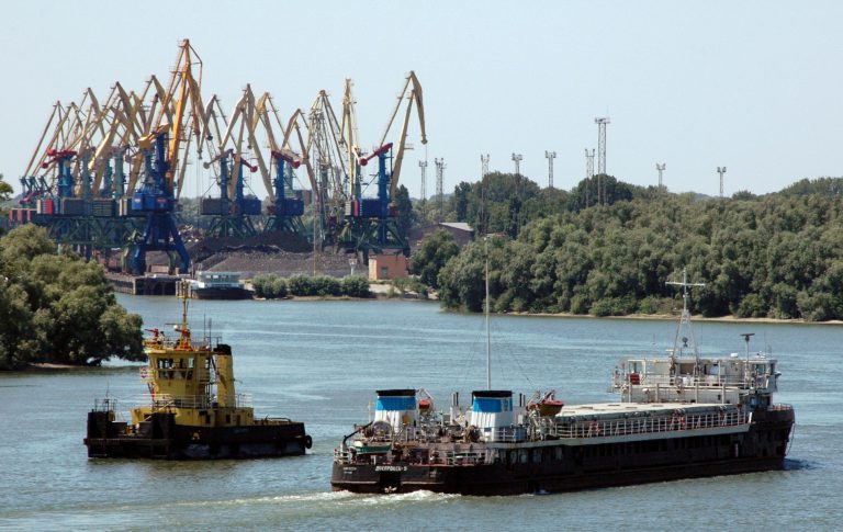 Україна вперше приватизувала морський порт. Чи потрібно було продавати? 01
