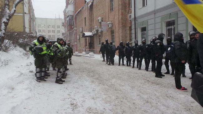Суд відмовився відсторонити від посади мера Одеси Труханова 02