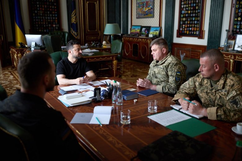 Zelenskyy and the military
