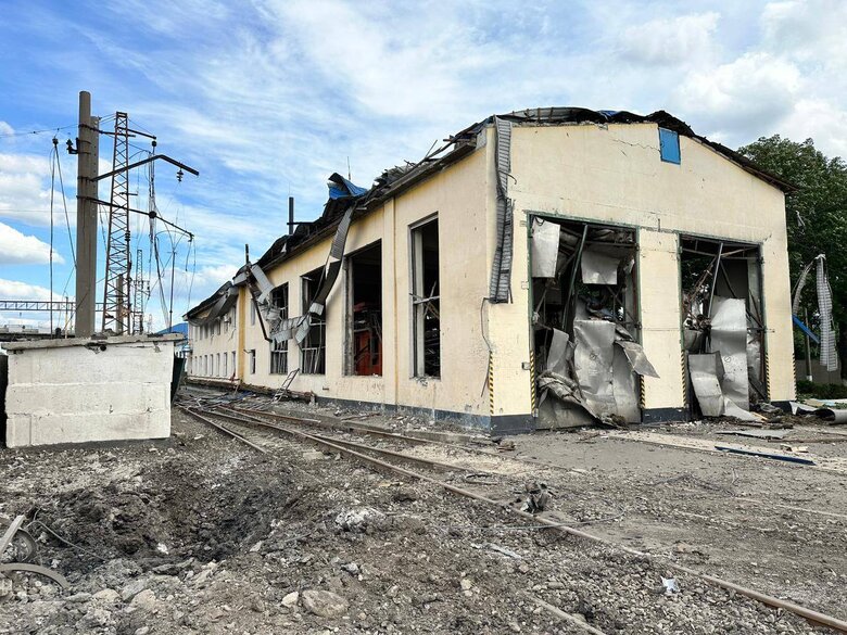 Росіяни обстріляли залізницю на Донеччині