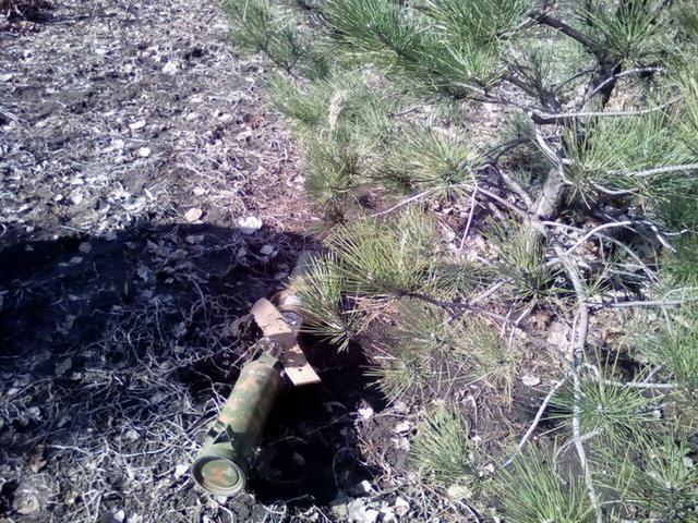 SBU seizes Russian flamethrower Shmel dropped by retreating militants 06 SBU seizes Russian flamethrower Shmel dropped by retreating militants 06