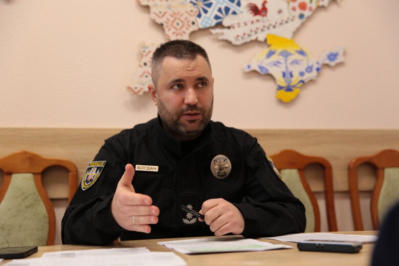 Втягування росіянами наших дітей в загони Юнармії – це спроби зомбувати їх змалечку, - начальник Управління ювенальної превенції Нацполіції Василь Богдан 03