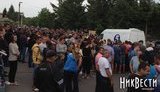 Жители восставшей Врадиевки взяли штурмом РОВД, несмотря на стрельбу милиции и сожгли его "коктейлями Молотова". ВИДЕО