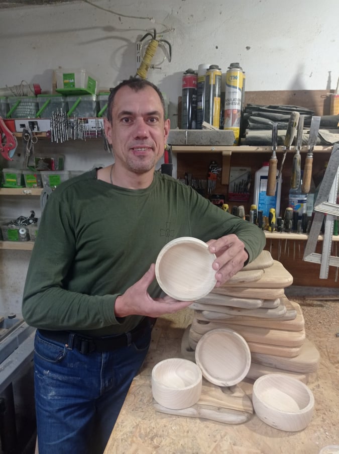 Доброволець-розвідник, різьбяр Андрій Лисканюк: Поки ми не переможемо бюрократію, марнотратство і місцевих царків - немає чого говорити про перемогу 07