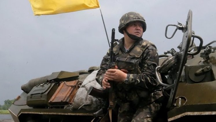 Кучма хоче закликати українську армію "Не стріляти у відповідь"