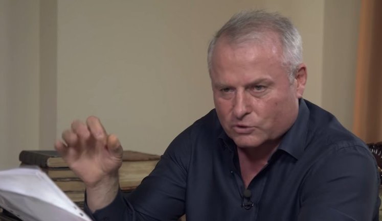 Местные жители объяснили избрание Лозинского главой ОТГ: То, что он человека убил, то такое. А сколько он добра людям сделал. ВИДЕО