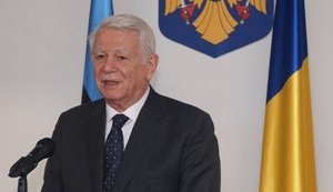 Не існує норм міжнародного права, які забороняли б подвійне громадянство, - Мелешкану про видачу румунських паспортів громадянам України