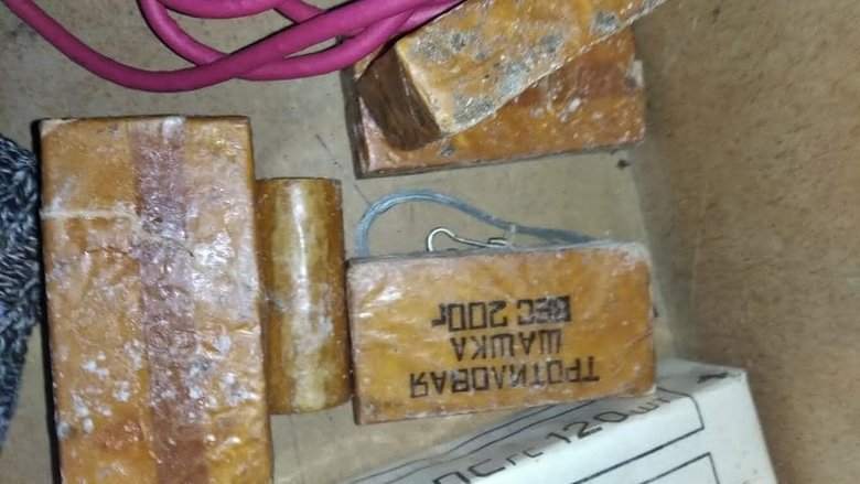 Пограничники предотвратили диверсию на мосту в Луганской области 04