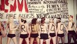 "Цукерберг, "Фемен" - не порнография!": Facebook заблокировал аккаунт девушек за порнографическое содержание и пропаганду проституции. ФОТО