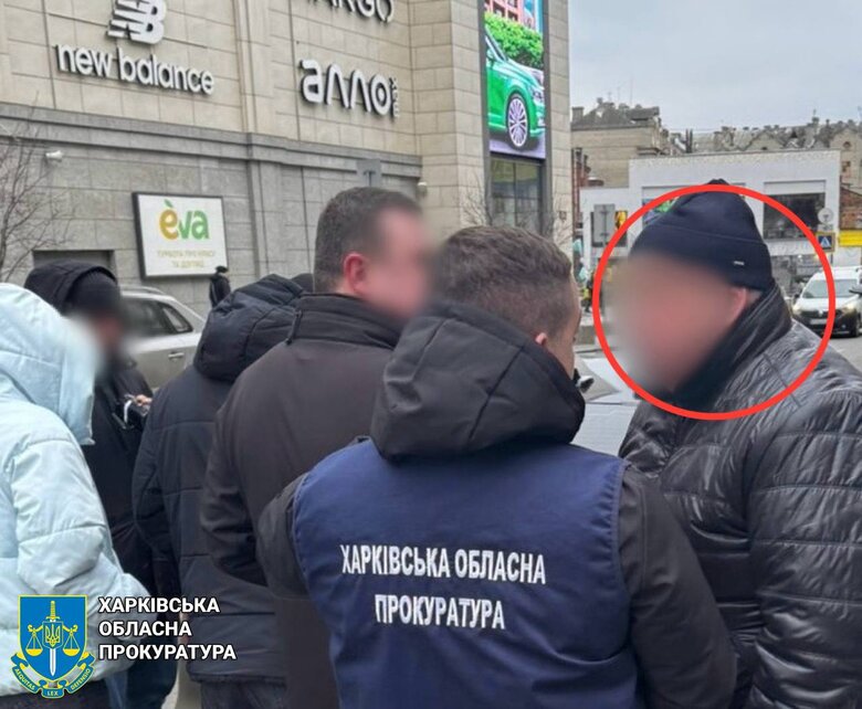 У Харкові затримали чоловіка, який допомагав уникати мобілізації