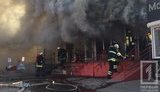 Пожежа на ринку в Кривому Розі: вогонь пошкодив торговельні павільйони. ВІДЕО+ФОТОрепортаж
