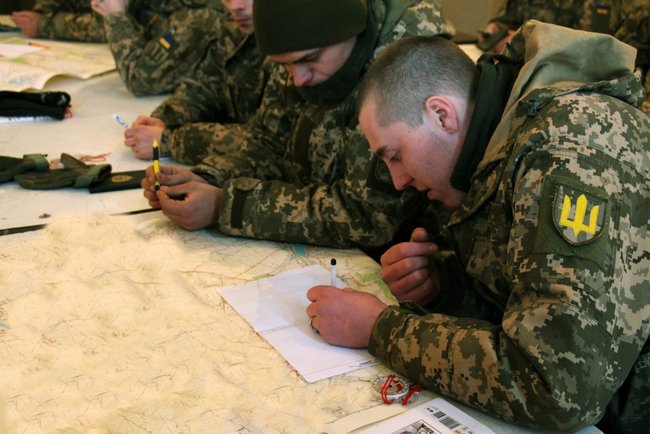 British instructors train 72nd Brigade soldiers under Orbital program 03