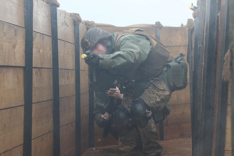 Інструктори зі Швеції навчають у Британії військових ЗСУ 12 Інструктори зі Швеції навчають у Британії військових ЗСУ 12