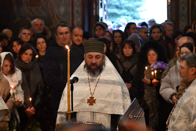 Farewell to warrior and poet Maksym Kryvtsov was held in Kyiv 05
