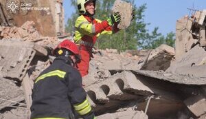 Russian attack on Chernihiv: body of deceased person recovered from rubble, - State Emergency Service. PHOTO