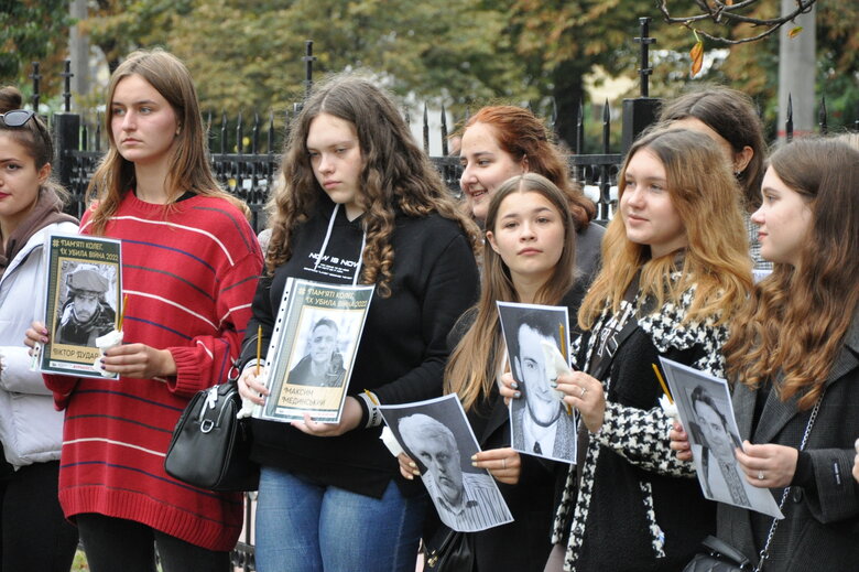 У Києві відбулося поминальне богослужіння за загиблими українськими журналістами 02