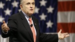 "Просто розслідуйте ці чортові речі!" - Джуліані обговорював з помічником Зеленського справу Байдена, - NYT