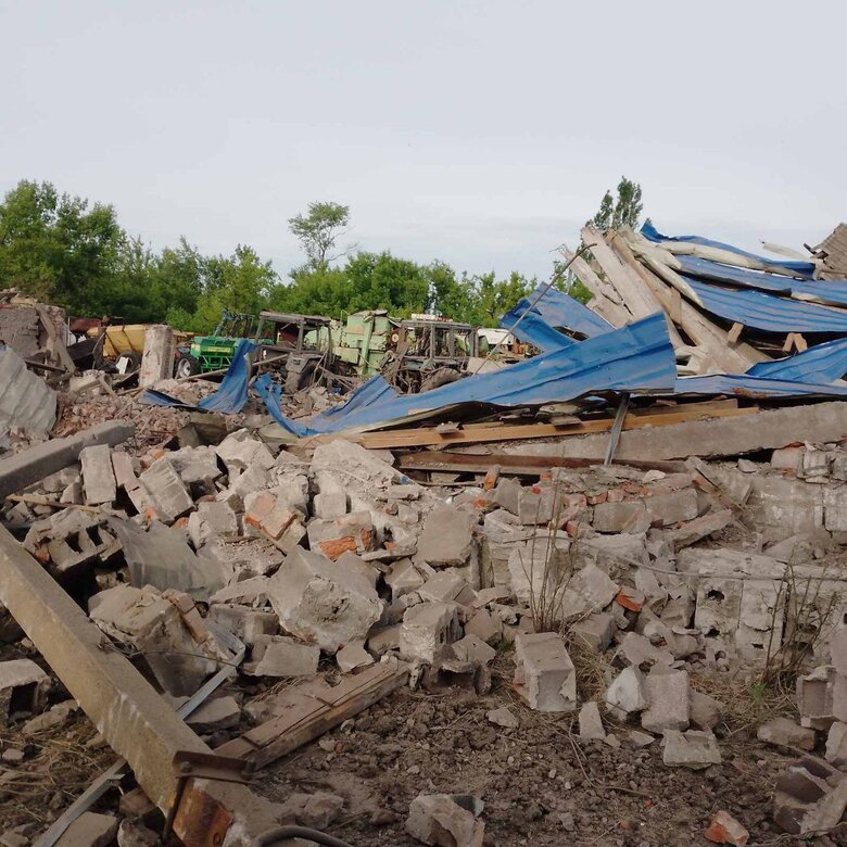 Доба на Донеччині: авіаудар по Нескучному, обстріли Українська, Торецька, Костянтинівки, Лиманської, Часоярської та Курахівської громад, - ОВА  01