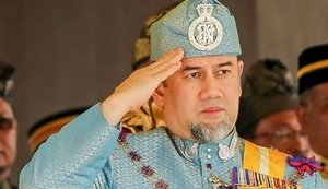Женившись на россиянке, король Малайзии не смог больше править и сложил с себя полномочия. ФОТО