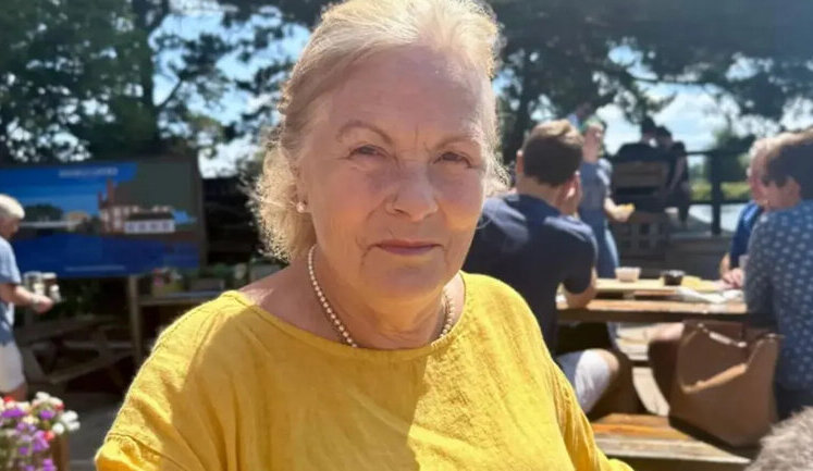 69-летняя волонтер из Великобритании Энни Льюис Мерфи погибла на Донетчине: из-за боевых действий тело не удается эвакуировать. ФОТО